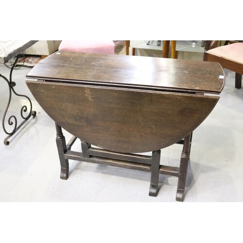 Antique 18th century oak gateleg table, oval top with fall l...