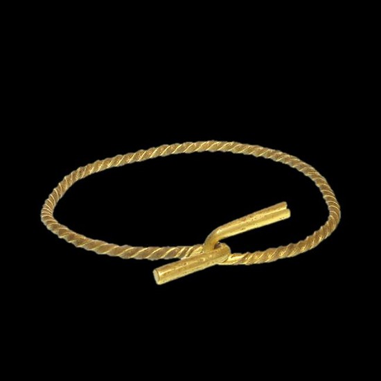 Bronze Age Gold Twisted Bracelet, c. 2nd Millennium