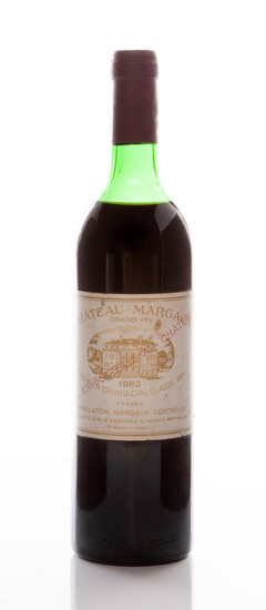 Bottle Château Margaux Gran Vin 1er Grand Cru Classé 1982, Margaux, France