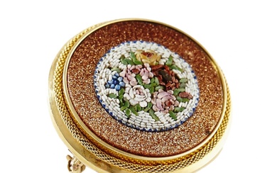 Gold 18K brooch, with a bouquet of micromosaics. Stockholm 1873
