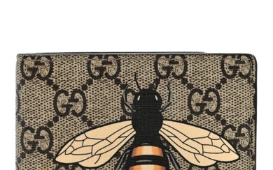 Gucci GG Supreme Monogram Bee