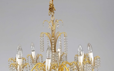 Chandelier with crystal glass hangi