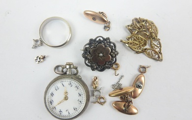 LOT de bijoux fantaisie dont montre de col en argent, broche, boutons de manchettes, bracelet,...