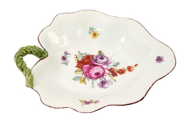 Longton Hall leaf shaped pickle dish, painted by the ‘Trembly Rose’ Painter, circa 1755
