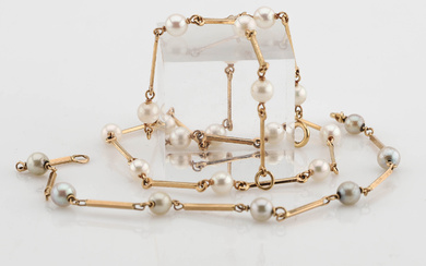 NECKLACE and BRACELET 18K and cultured pearls.