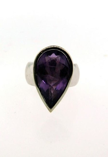 NICE 14k White Gold & Pear Shaped Amethyst Ring