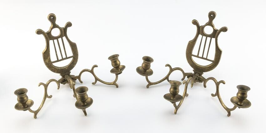 PAIR OF THREE-ARM BRASS WALL SCONCES Early 19th Century