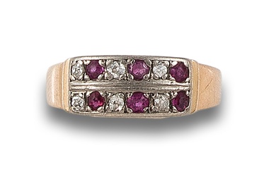 RING, 1940's, WITH SYNTHETIC DIAMONDS AND RUBIES, IN YELLOW GOLD