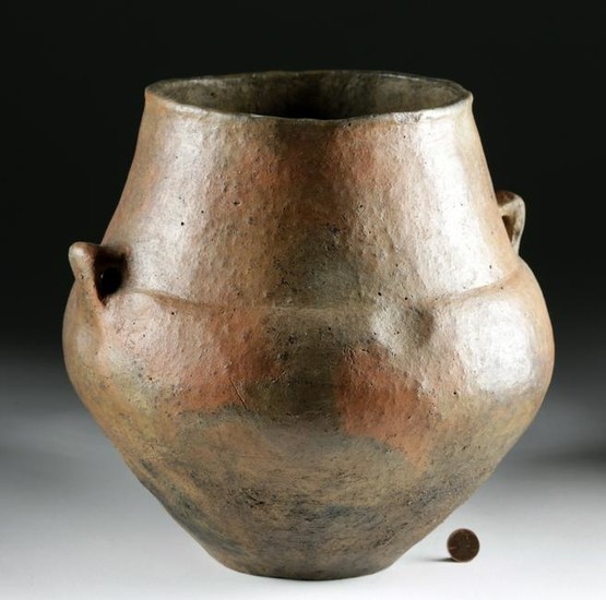 Rare Large European Bronze Age Burnished Pottery Olla