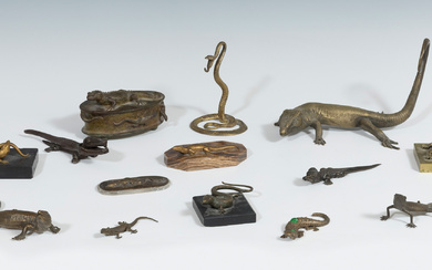 Set of 14 reptiles; 20th century.