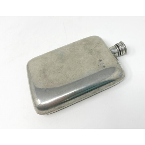Sterling Silver Large Hip Flask -Classic style hip flask mou...