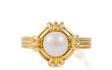 Tiffany & Co. Akoya Pearl Ring
