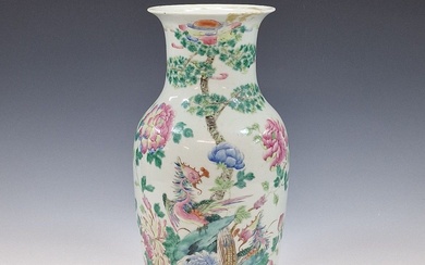 VASE BALUSTRE - Chine Circa 1900 - en porcelaine... - Lot 394 - Pichon & Noudel-Deniau (Azur Enchères)