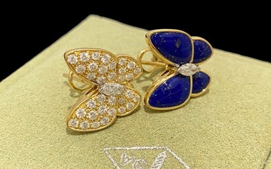 Van Cleef & Arpels Two Butterfly earrings, 18K yellow gold, lapis lazuli, round diamonds