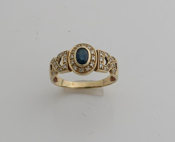 Yellow gold ring, 585/000, with diamond and