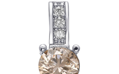 0.78ct round natural Diamond pendant, center stone is 0.75ct...