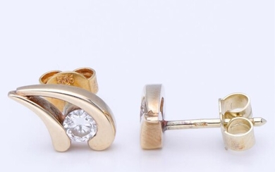 14 kt. Gold - Earrings - 0.24 ct Diamond
