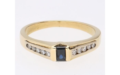 18 kt. Gold - Ring - 0.10 ct Diamond - Sapphire