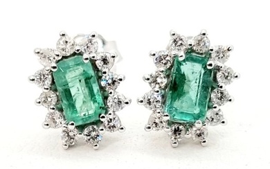 18 kt. White gold - Earrings - 0.82 ct Emerald - Diamonds