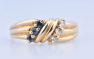 18 kt. Gold - Ring - 0.12 ct Diamond - Sapphire