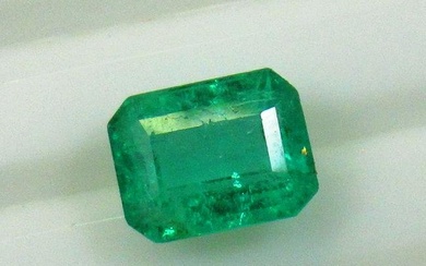 3.34 Ctw Natural Zambian Emerald Octagon Cut