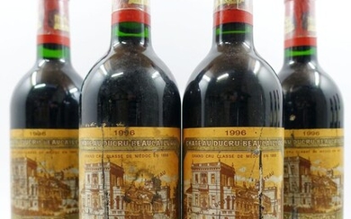 4 bouteilles CHÂTEAU DUCRU BEAUCAILLOU 1996 2è GC Saint Julien (étiquettes très abimées