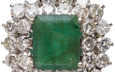 A 14ct white gold ring with emerald and brilliant-cut diamonds