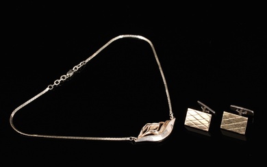 A. Holthe, Aalborg, modern necklace in sterling silver & Axel Holm cufflinks in partially gold-plated sterling silver (3)