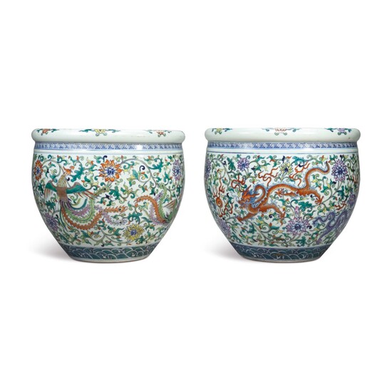 A PAIR OF DOUCAI 'DRAGON AND PHOENIX' FISHBOWLS, 20TH CENTURY