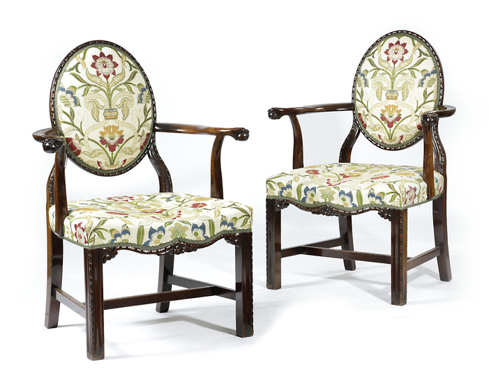 A PAIR OF MAHOGANY OPEN ARMCHAIRS