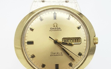 A VINTAGE OMEGA "DYNAMIC" AUTOMATIC WITH GOLDTONE DIAL AND...