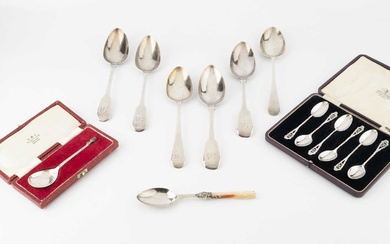 A set of six George V silver teaspoons, with pierced...
