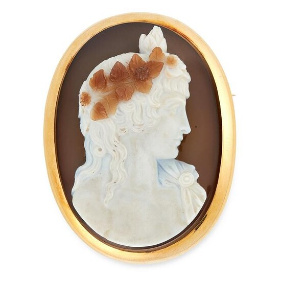 AN ANTIQUE CAMEO BROOCH, 19TH CENTURY in 18ct yellow