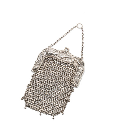 An Edwardian Art Nouveau silver evening purse