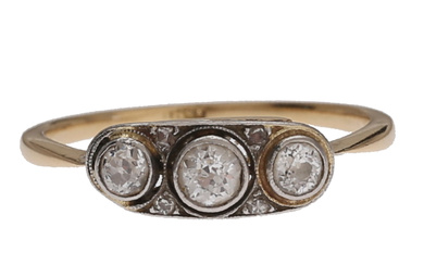Art Deco style diamonds ring.