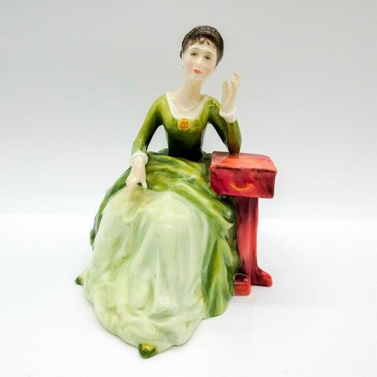 Carolyn HN2974 - Royal Doulton Figurine