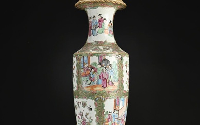 Chine, Vase balsutre en porcleaine de Canton. monture en bronze epoque Napoléin III H de...