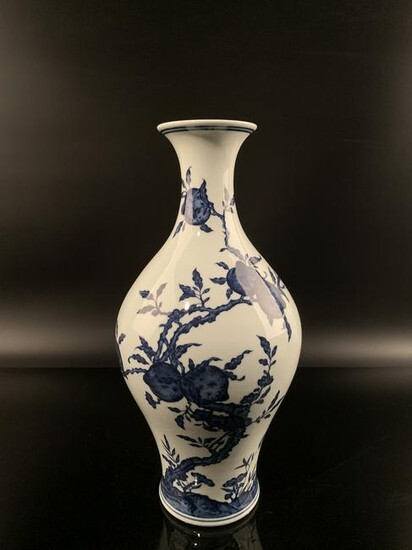 Chinese Blue and White Peach Vase
