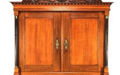 (-), Oak Drents Louis XVI cabinet with round...