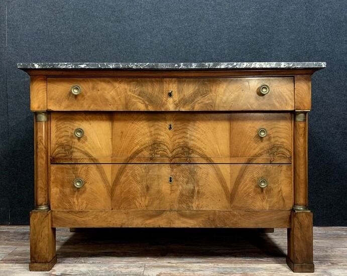 Empire period chest of drawers in burr walnut with engaged columns - Marble, Walnut, has engaged columns - Early 19th century