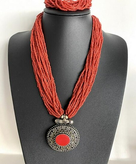 Exquisite Coral Bracelet and Necklace set made from