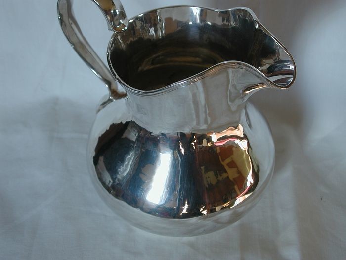 Jug or jug - .800 silver - Italy - Second half 20th century