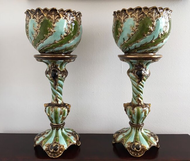 Julius Dressler - Vases pair with pedestal