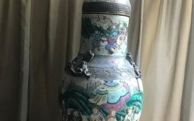 Large covered vase in cracked porcelain and polychrome...
