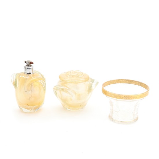 Murano gold dusted clear glass perfume bottle and lid jar. And a Moser bowl. Mid 20th century. H. 8.5–14 cm. (3)
