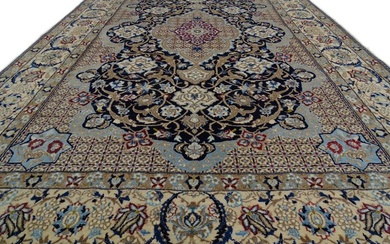 Nain - 9La - Cleaned Carpet - 270 cm - 170 cm