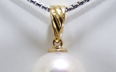 No Reserve Price - South Sea Pearl, Round, 10.26 mm - Pendant - 18 kt. Yellow gold