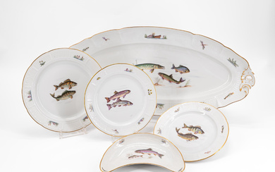 Nymphenburg | PORCELAIN FISH SERVICE FOR 14 PEOPLE