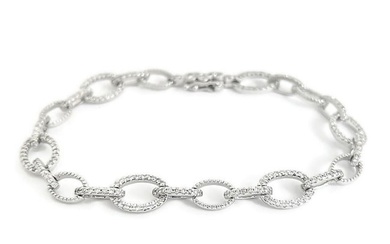 Open Oval Chain Link Diamond Bracelet 18K White Gold, 1.00 CTW