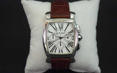 Pierre CARDIN, Time couture Montre bracelet, boitier rectangulaire de forme bombée en acier. Cadran à...